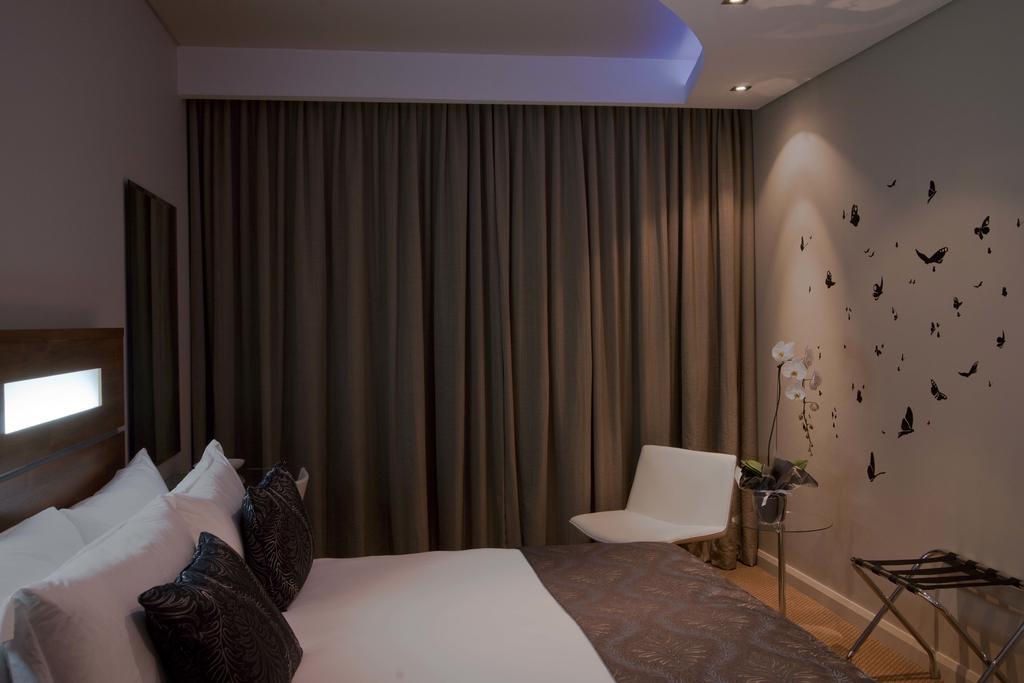 Hudson House Hotell Pretoria-Noord Exteriör bild