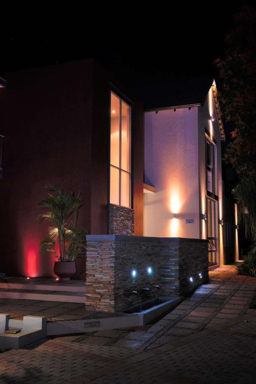 Hudson House Hotell Pretoria-Noord Exteriör bild